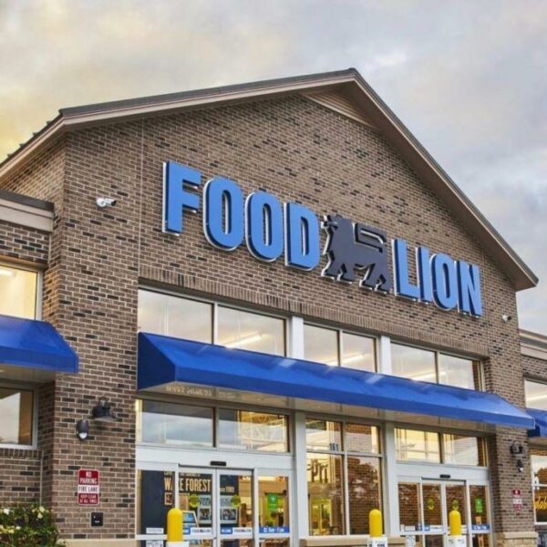 Food Lion Recognizes Long-term Associates