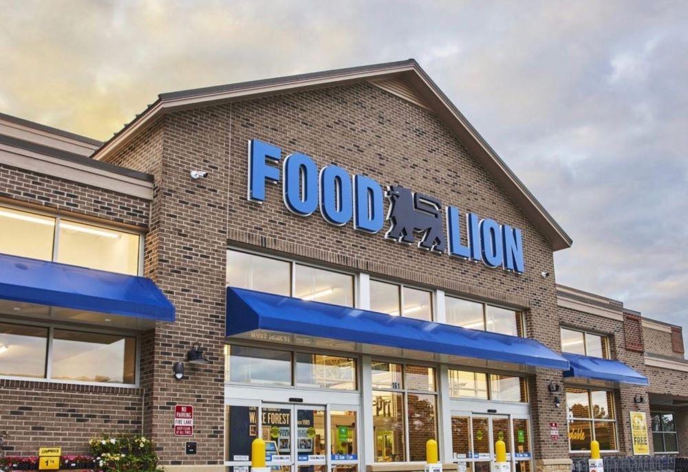Food Lion Recognizes Long-term Associates